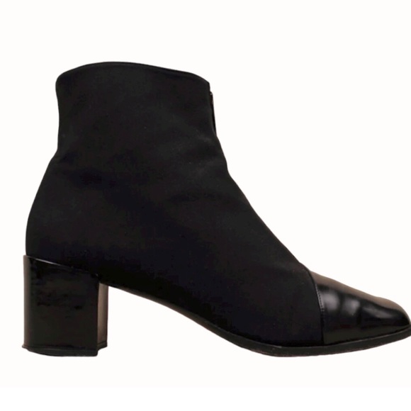 Kenneth Cole Vintage black booties - Picture 6 of 9